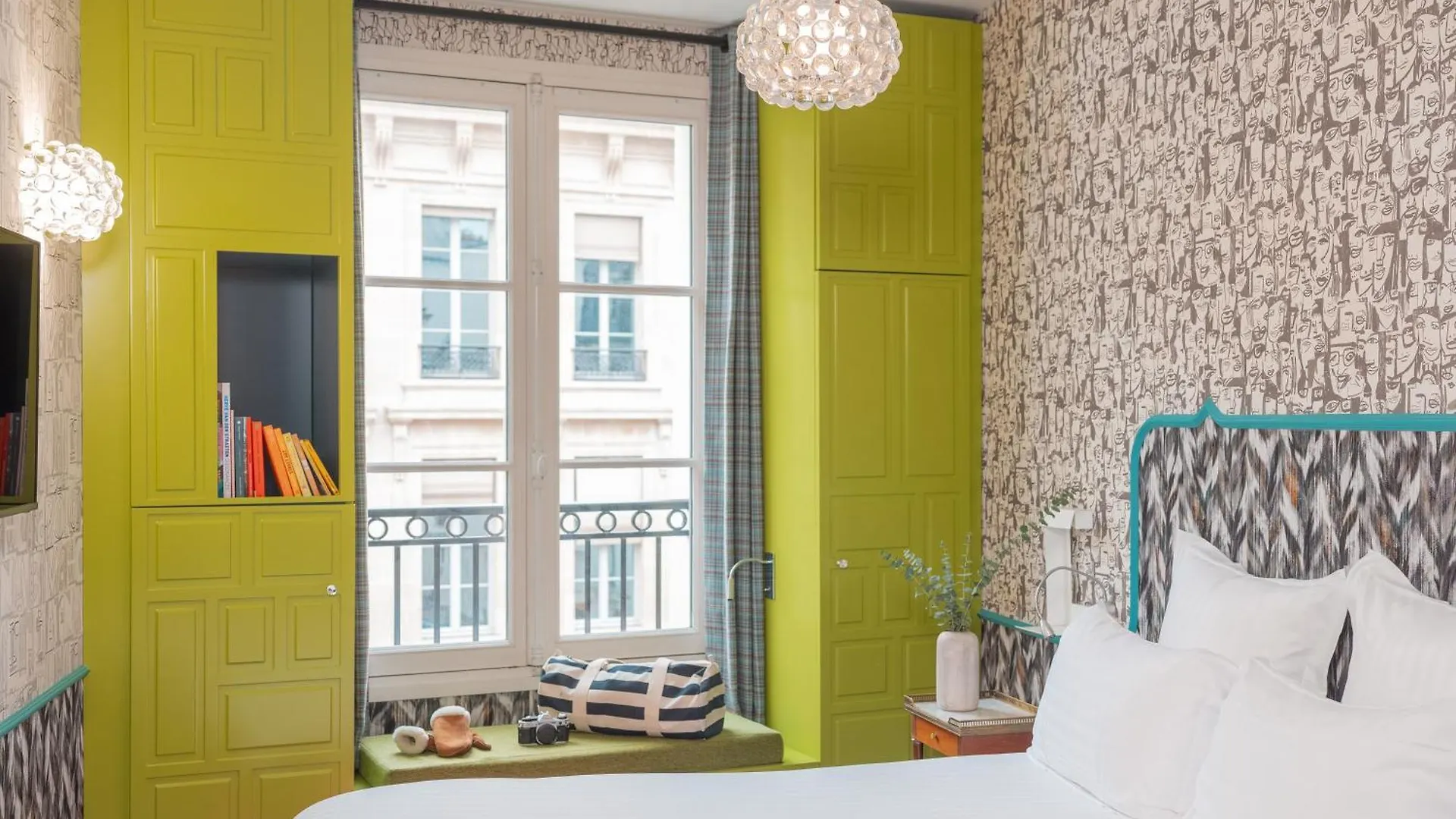 Crayon Rouge Hotel