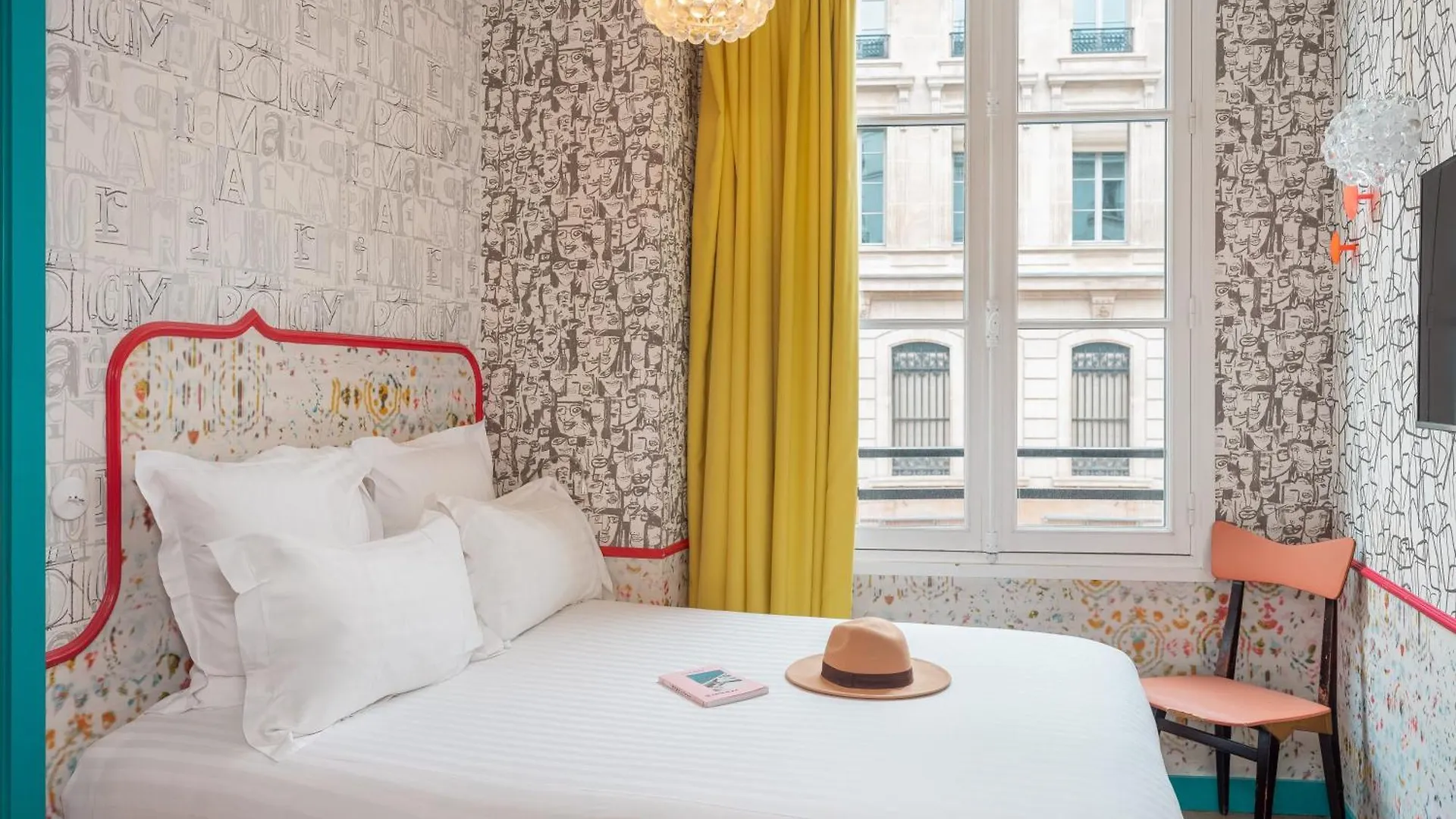 Hotel Crayon Rouge Paris
