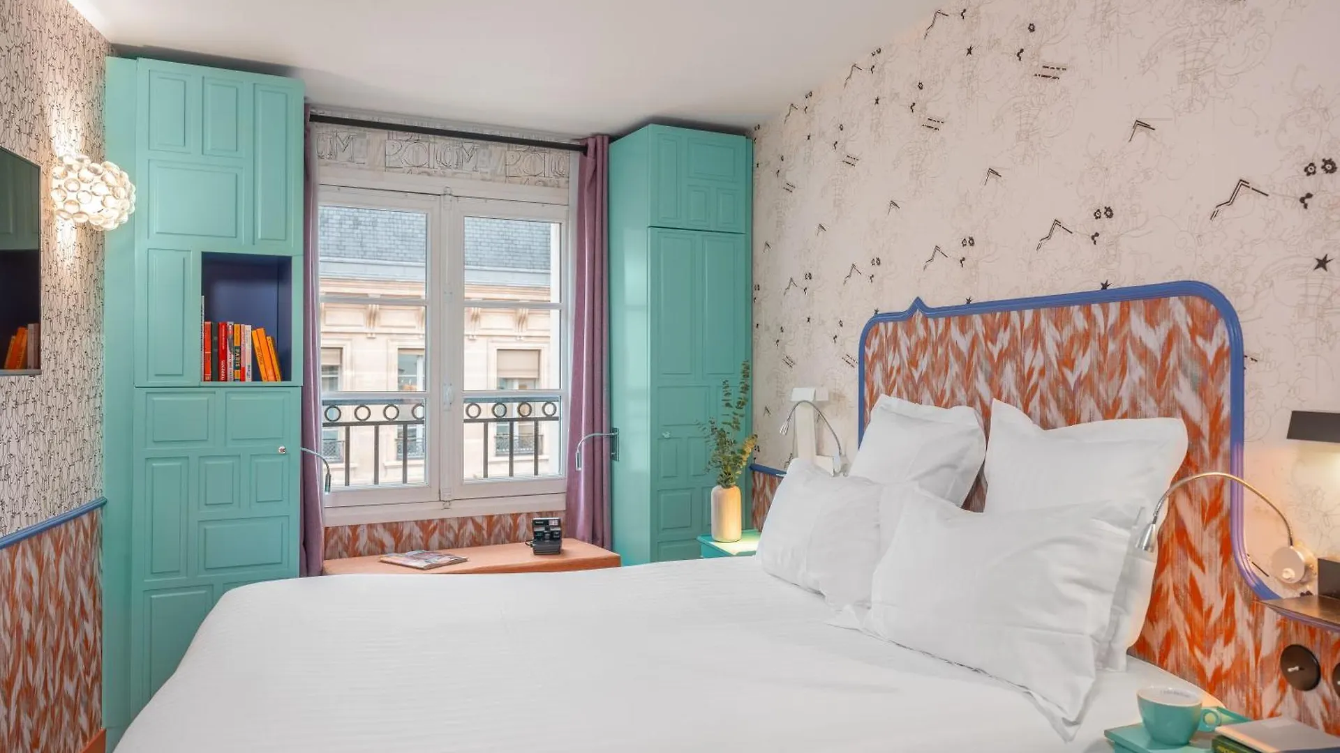 Crayon Rouge Hotel