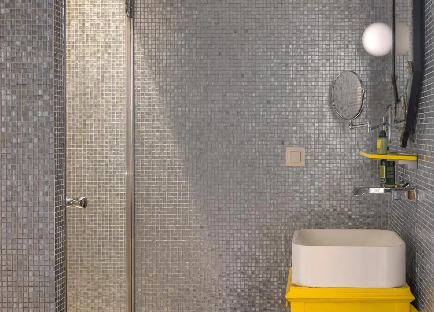 Crayon Rouge Hotel Paris
